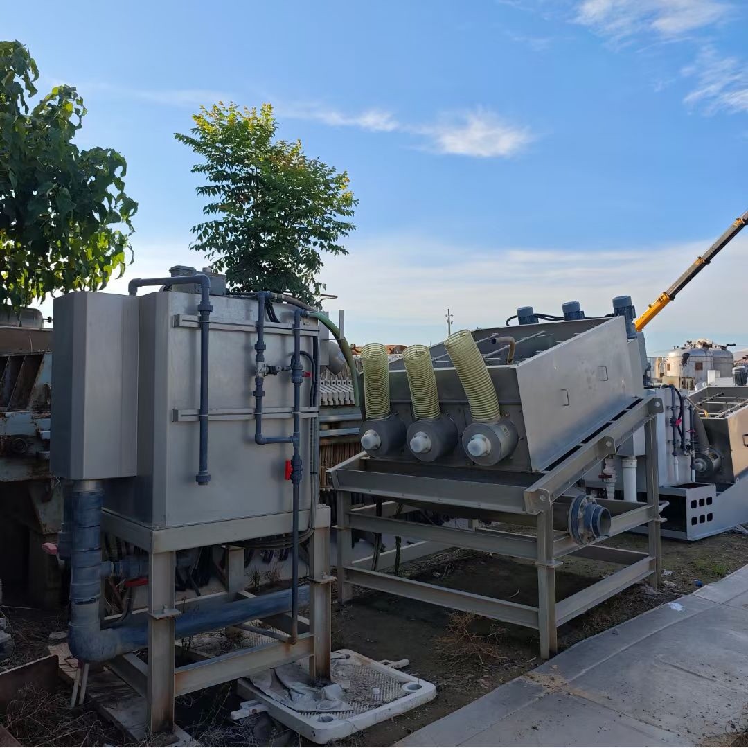 供应303型叠螺机 污泥处理设备  叠螺式污泥脱水机 叠螺污泥脱水