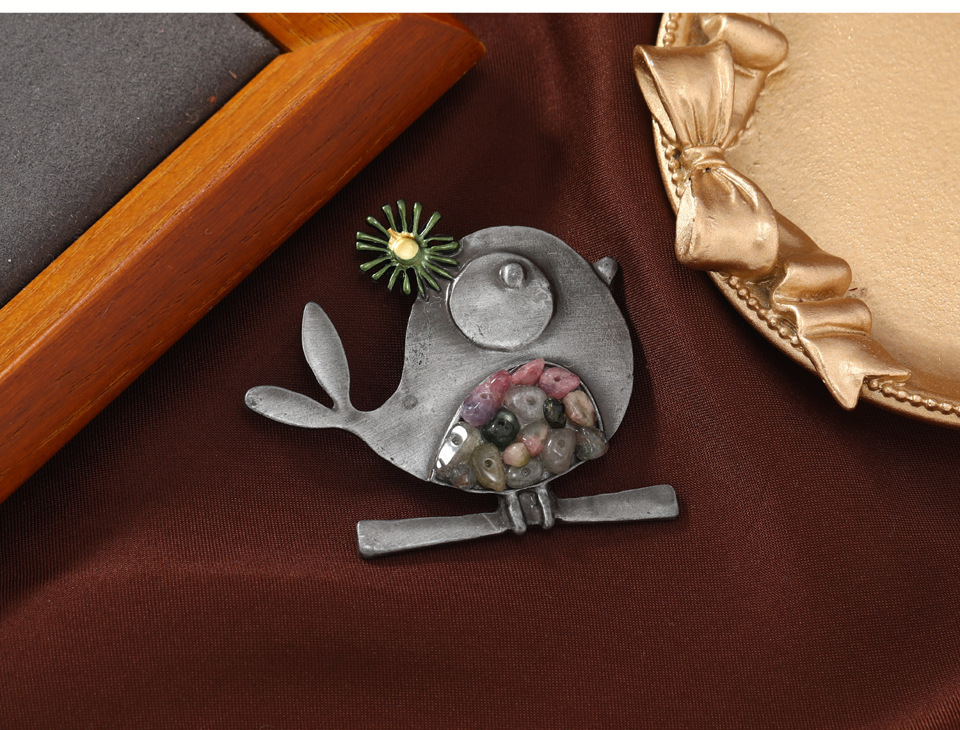 Retro Cartoon Bird Alloy Plating Unisex Brooches display picture 2