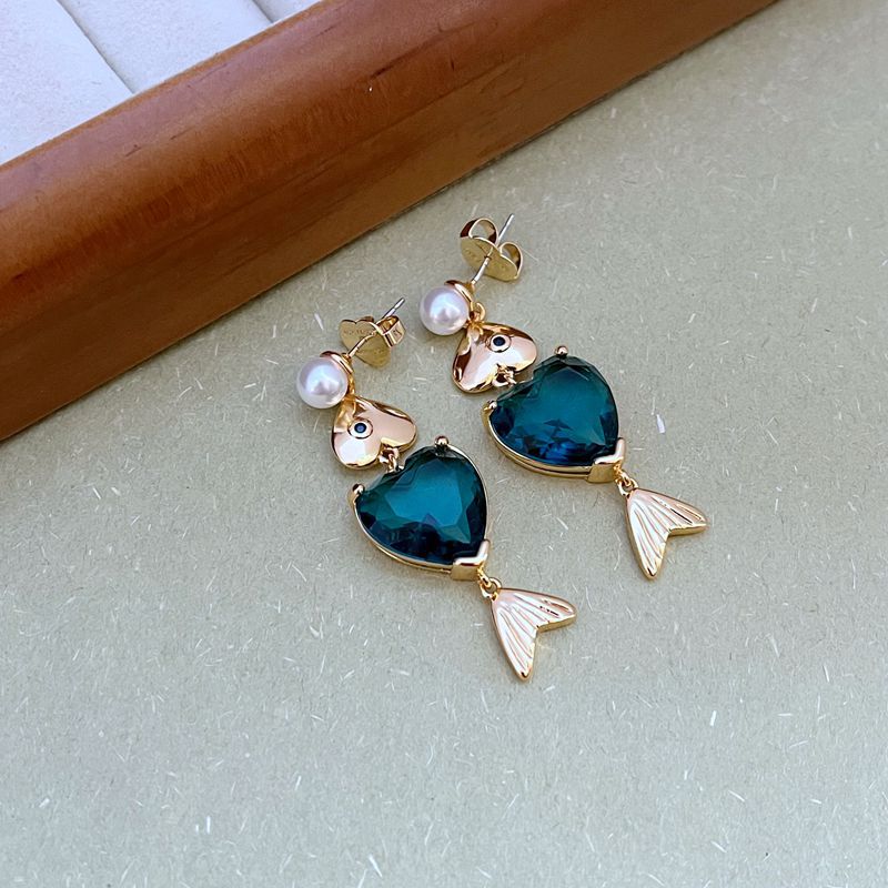 Fashionable elegant blue stone inlay with zircon