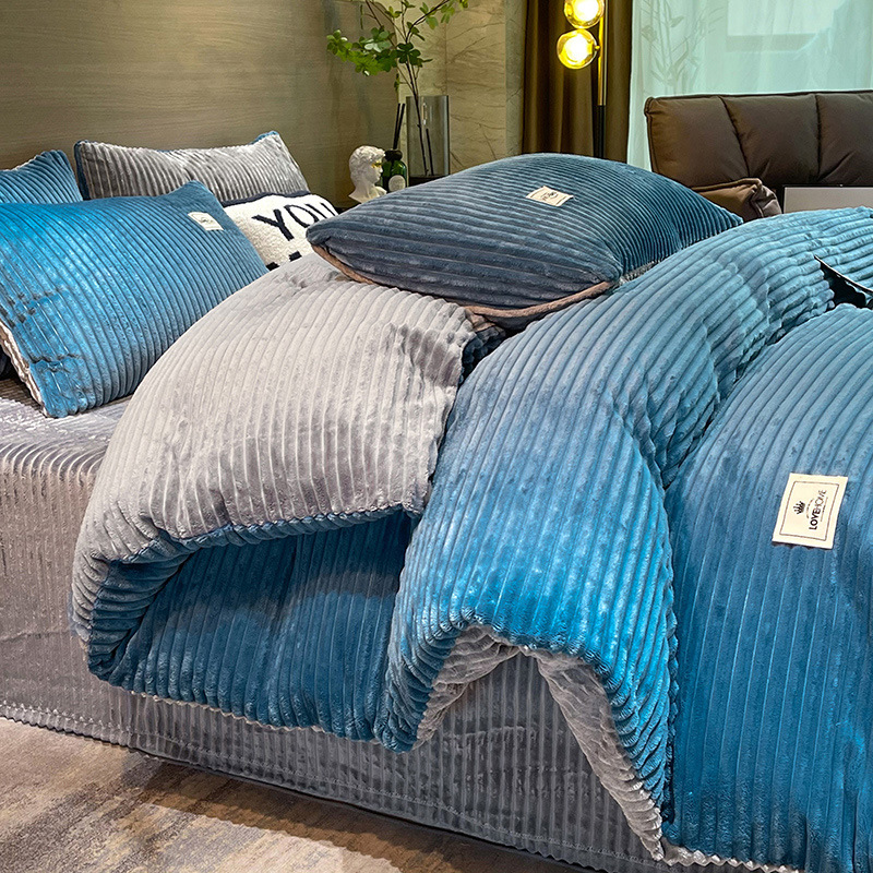 아쿠아마린 실버 그레이