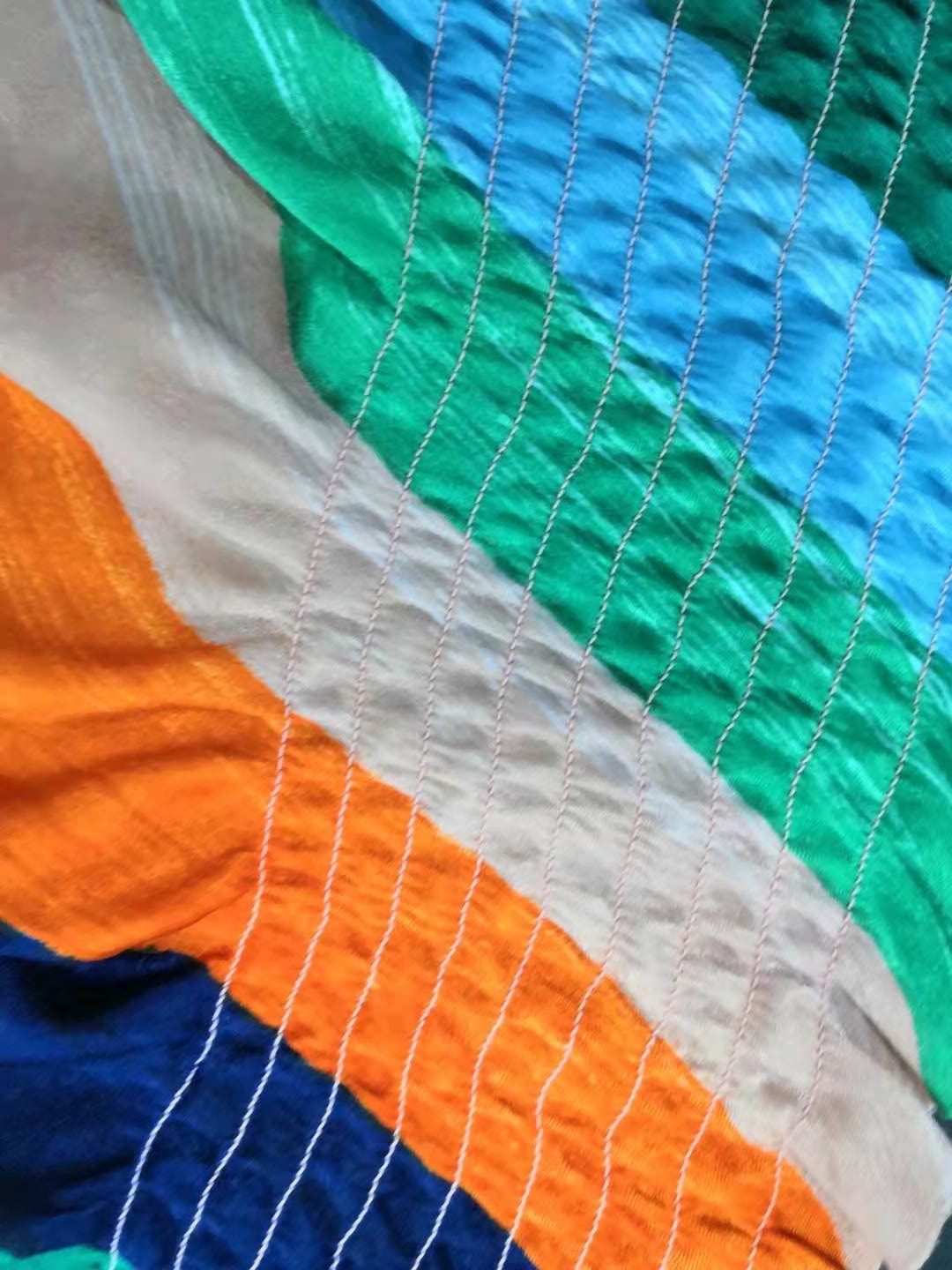 上海风特承接时装特种绣打揽 司马克加工前胸 后背 腰部 袖口加工