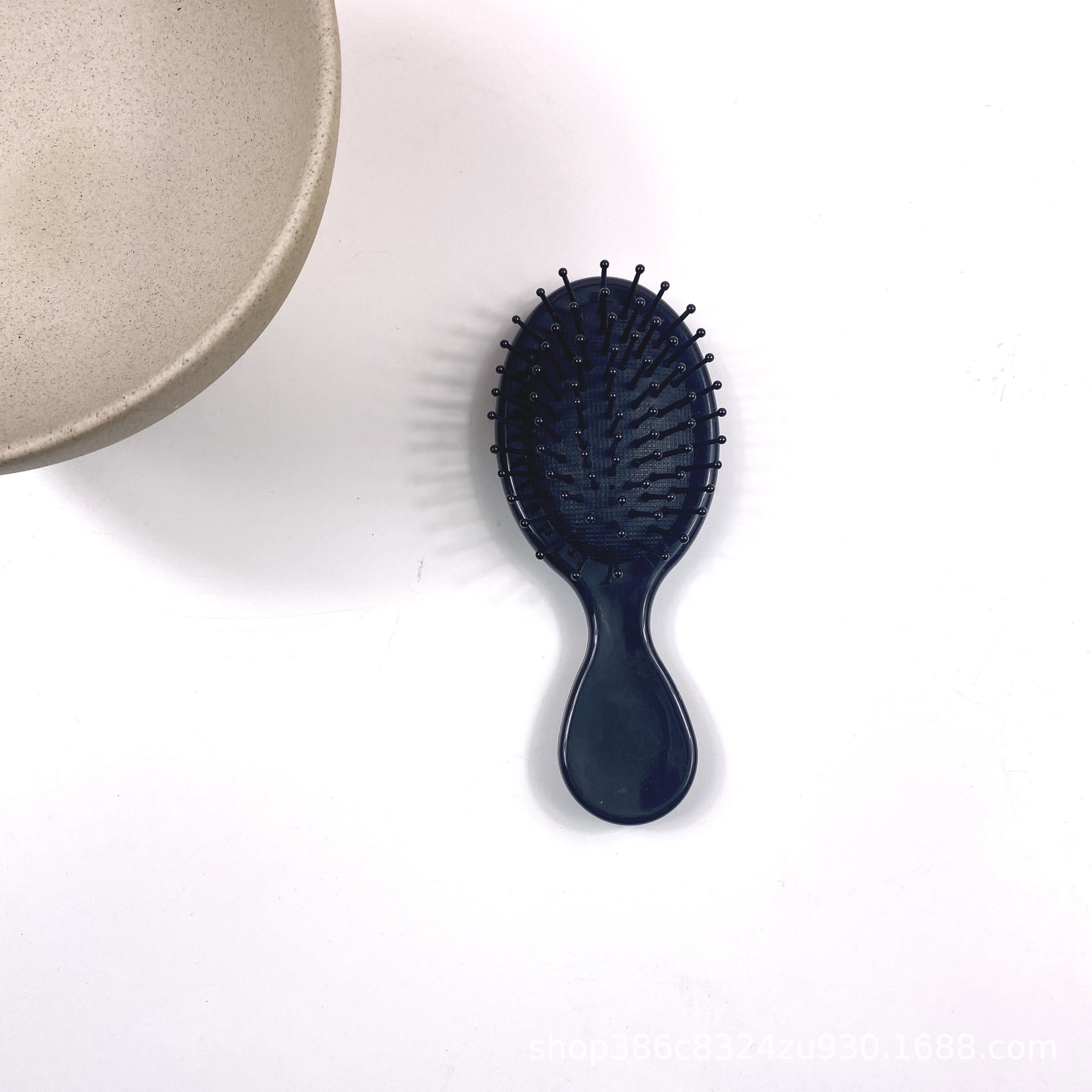 INS peine cojín de aire airbag masaje peine costilla cuerno curling peine meridiano sándalo crema pegamento peine hogar al por mayor