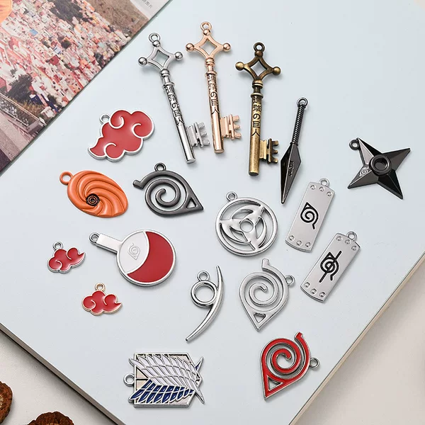 European and American R-Series Attack on Titan Series Necklaces, Pendants, Earrings, Bracelets, Accessories, Direct from Source Z-Sales