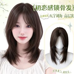 かつらの女性の全頭カバー式の夏の薄いタイプの減齢の中で高レベルの鎖骨に分けて自然なショートヘアのかつらをシミュレーションします。