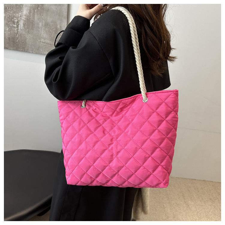 166g Weight Polyester Lining Material Sewing Thread Fashion Element Zipper Closure Type Double Shoulder Straps Strap Type Tote Bag Bags Type Casual, Daily, Shopping Occasion Nylon Material Solid Color, Lingge Pattern Autumn&Winter Season Women's Gender Classic Style Style Square Shape Women's Nylon Solid Color Lingge Classic Style Sewing Thread Square Zipper Tote Bag 6