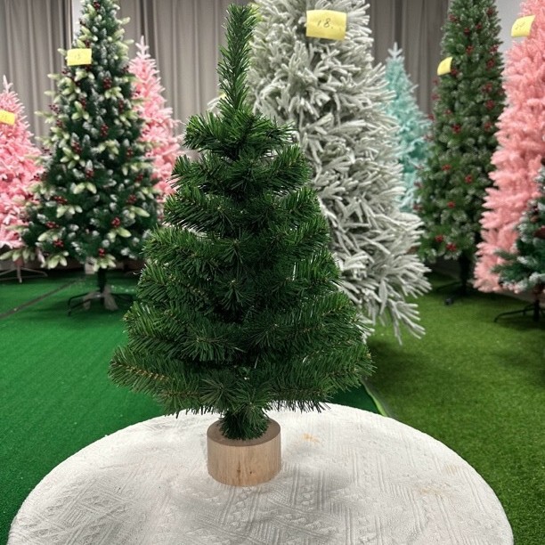 小さなクリスマスツリー工場直販スポット45cm60cmミニグリーンツリー小さなデスクトップ装飾品|undefined