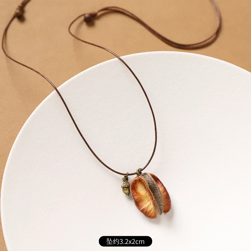 15-plant necklace (small fruit shell)