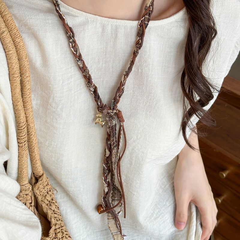 Ethnic Style Woven Pony Necklace for Women, Unique Design, Retro Fabric Sweater Chain, Bohemian Fashion Accessories