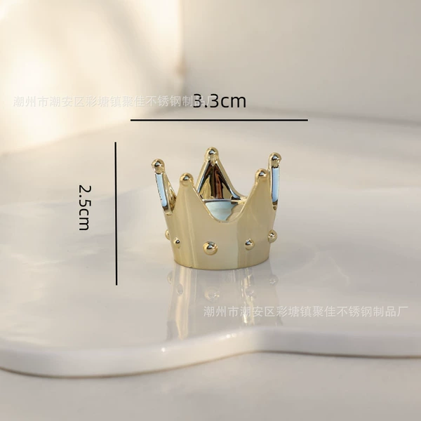 Crown-Timed-Gold