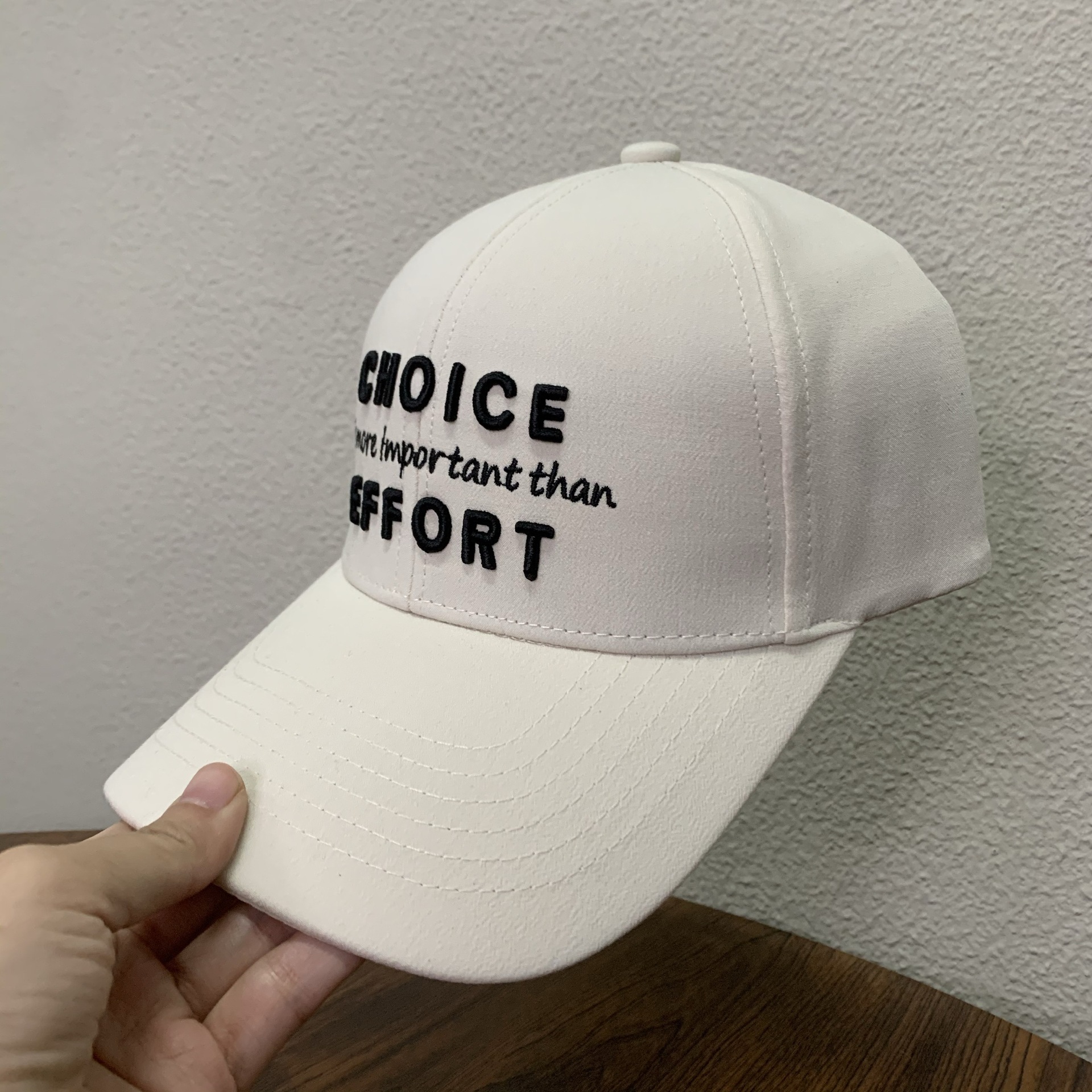 Nuevo vaquero agujero letras retro bordado sombrero de béisbol hombre y mujer estilo de calle versátil cara gorra de lengua de pato