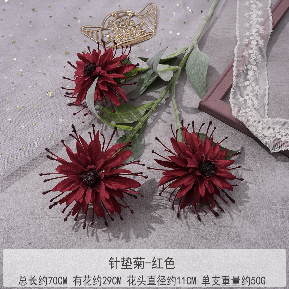 Wp - needle pad chrysanthemum - red