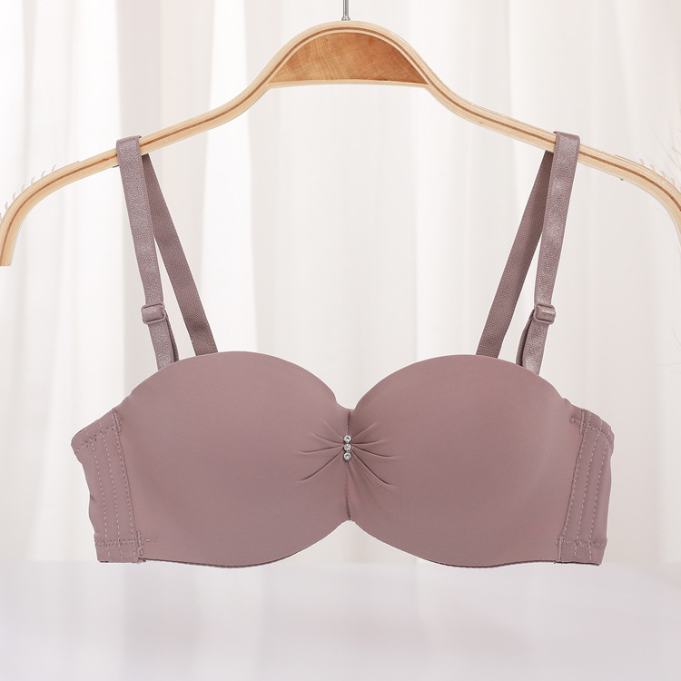 Fábrica de stock de 1 / 2 taza de sujetador de mujer brillante sin marca de ropa interior ajustable sujetador pequeño