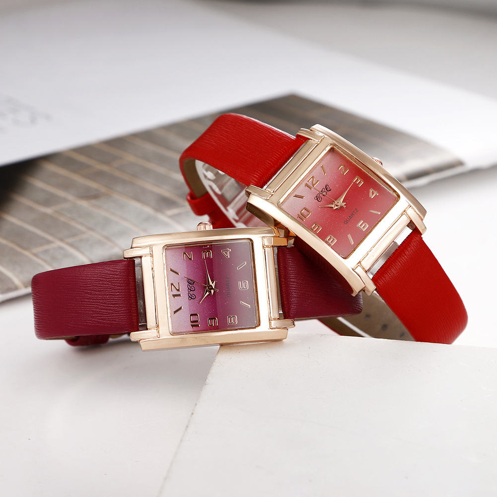 Nuovo orologio da donna al quarzo in stile campus fresco e alla moda con quadrante piccolo digitale minimalista alla moda_voghion.com