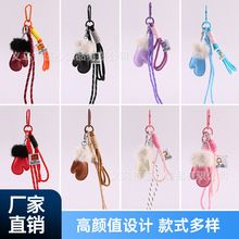 跨境创意pu皮毛绒小手套挂绳包包挂饰冬季汽车钥匙扣箱包挂件批货