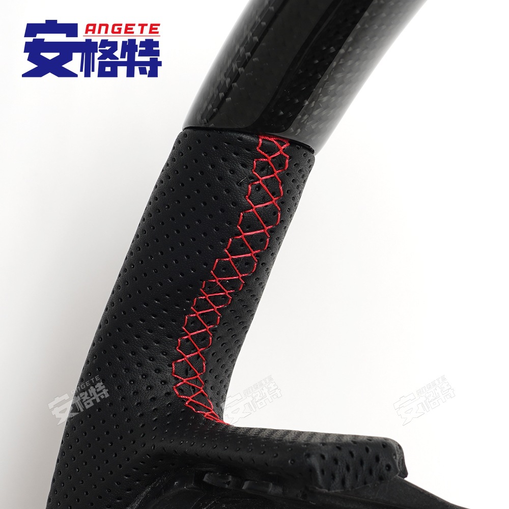Suitable for the New Toyota Tacoma Tacoma/Tundra Real Carbon Fiber Car Steering Wheel Modification