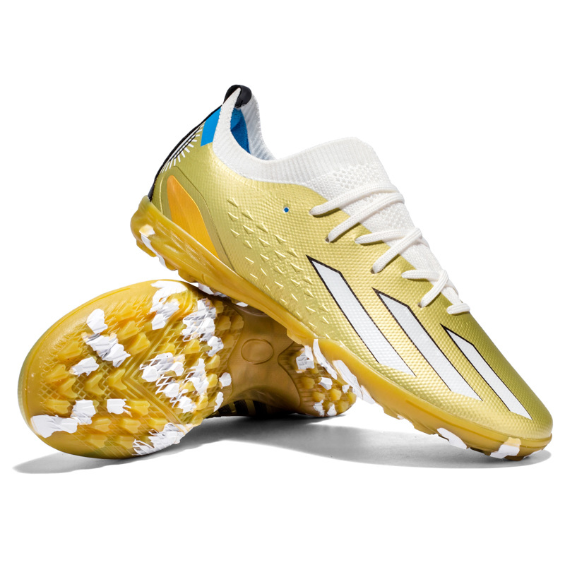 Uñas rotas-oro del champán