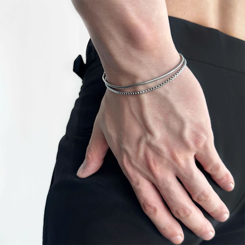 Snake Bone Double-Layer Bracelet for Men and Women, Fashionable Niche High-End Design, Personalized Ins Trend, Versatile Couple Accessories Gift