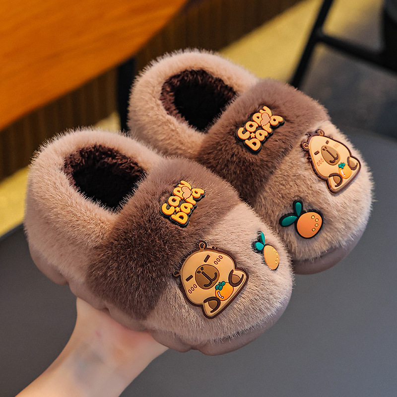 Capibara otoño y invierno zapatillas de algodón para niños, niños, niñas y niñas, calentamiento, peluche para padres e hijos, zapatos de algodón para niños, niños y niños.