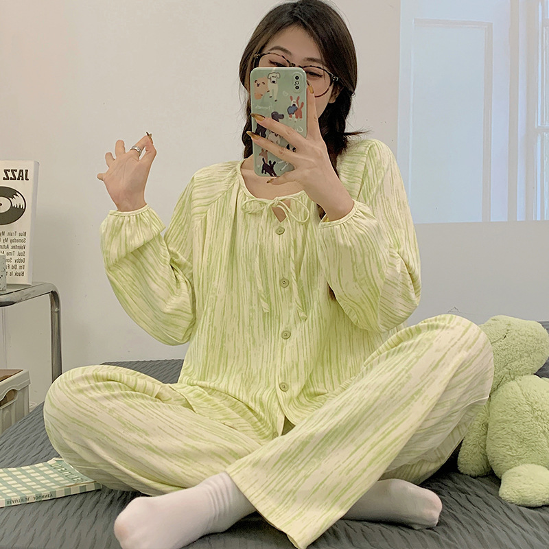 879 라운드 넥 스트라이프 그린