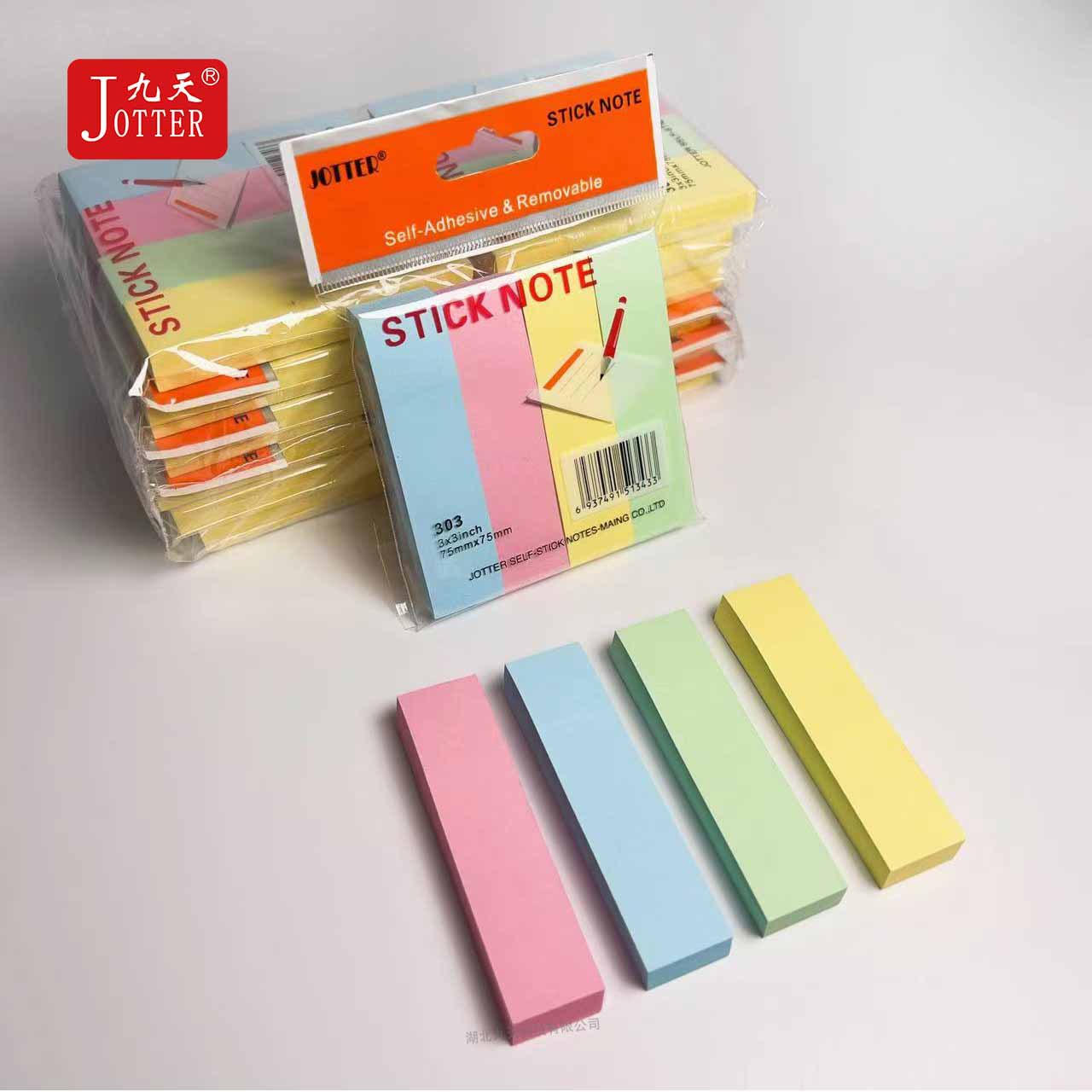 Notas adhesivas coloridas con marcadores y etiquetas creativas T1