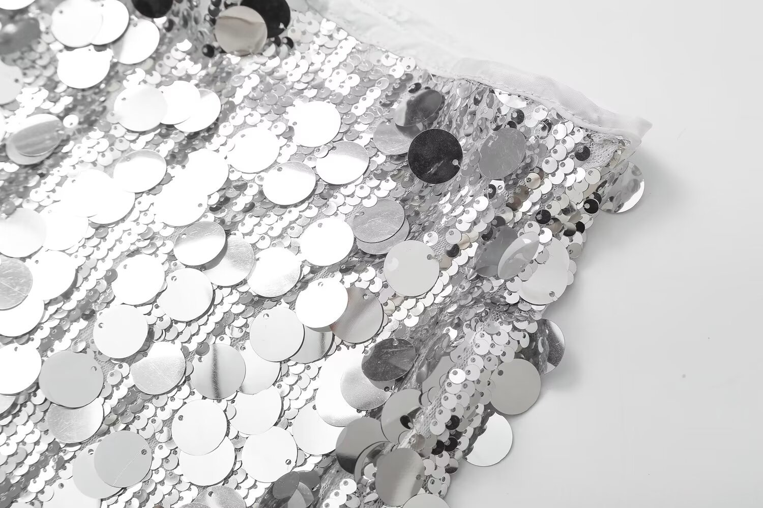 2024 Printemps Nouveau Produit Vêtements Pour Femmes Style Léger Mature Taille Haute Paillettes Mini Jupe Courte w017 A336_voghion.com