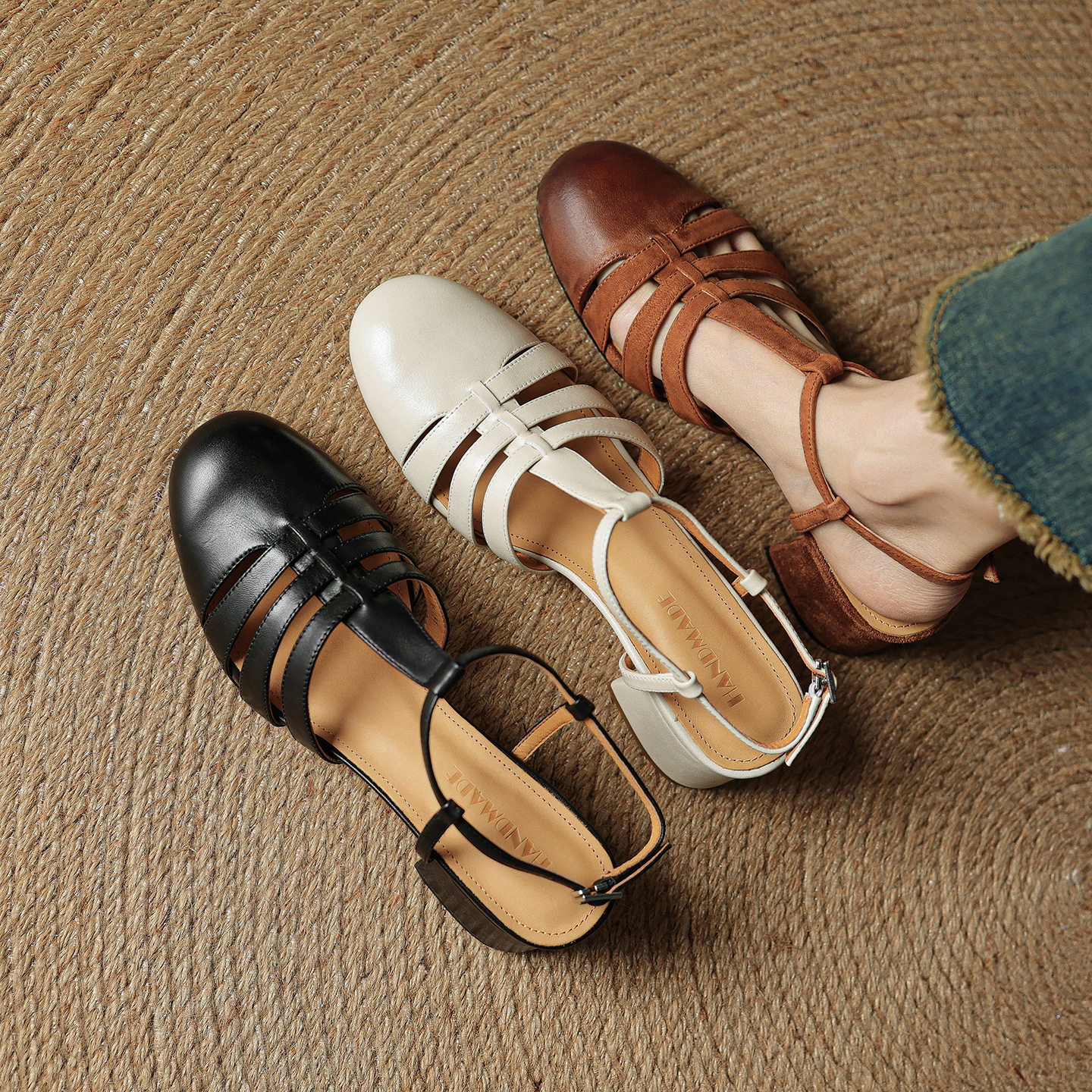 Sandal nữ da bò dệt rỗng mũi hở gót thô cao phong cách La Mã — màu nâu