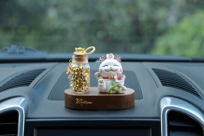 Car ornaments Car Ornament for Dashboard - yuanbao-wealth-accumulation-vase-sakura-cat