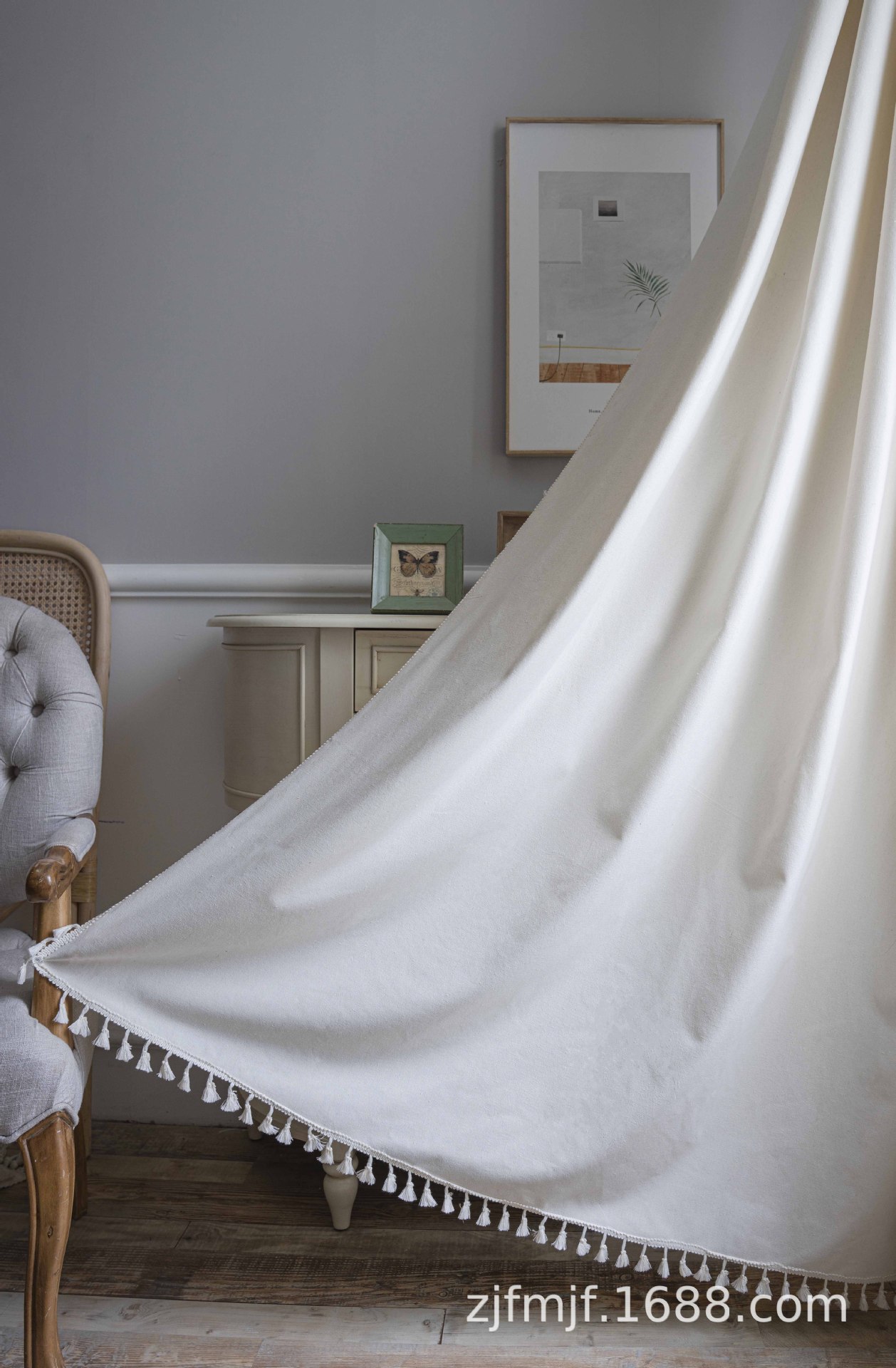 로드-밀크 화이트 맞춤 술 착용