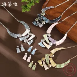 手镯;吊坠;首饰套装