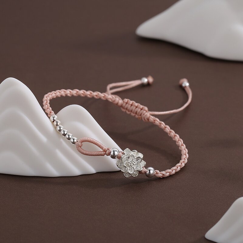 Good Luck Lotus Woven Bracelet for Women, Light Luxury, Niche, Exquisite Handmade Woven Jewelry, New Chinese Style