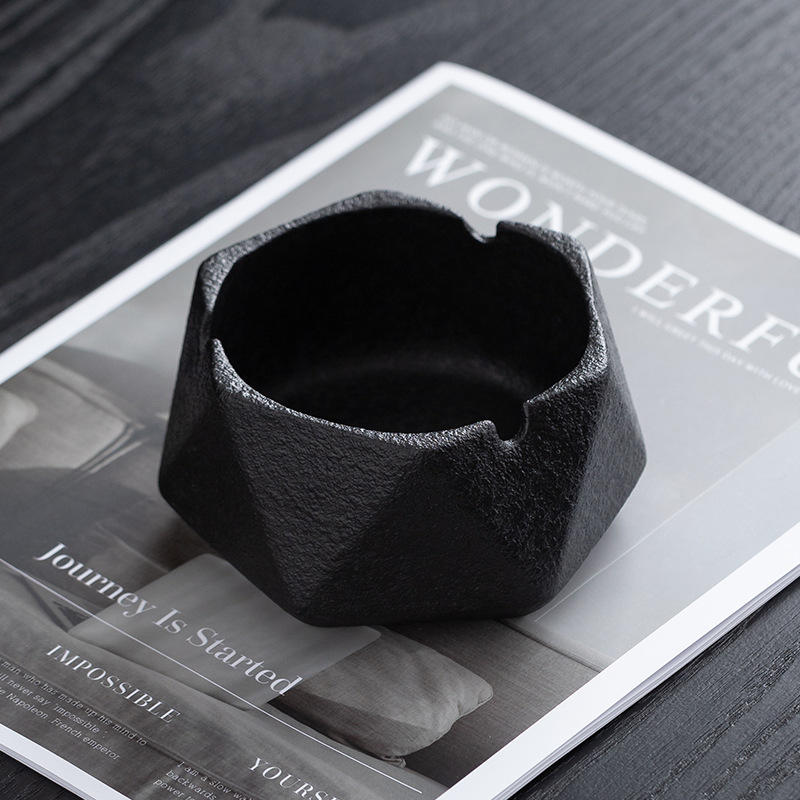 Scandinavian Simple Ceramic Ashtray Office Home Furnishings with Lid Creative Trendy Hotel Advertising Ashtray