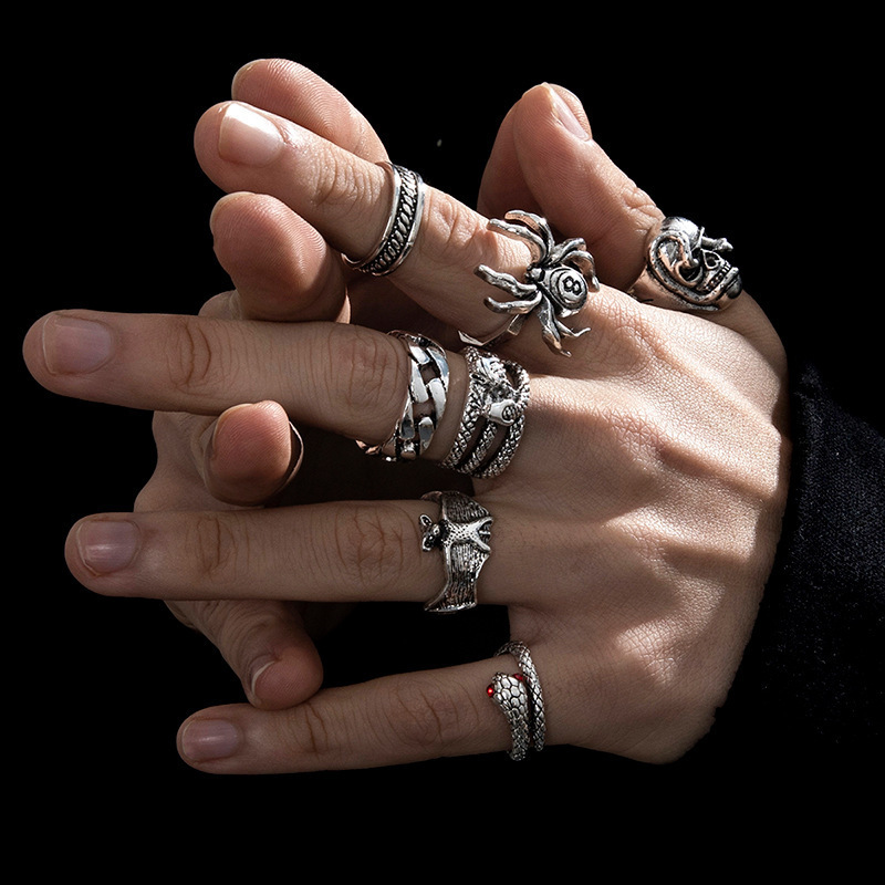 European and American Style Trendy Hip-Hop Ring Men's Retro Old Spider Snake Bat Skull Double-Headed Snake Ring Men's 7-Piece Set