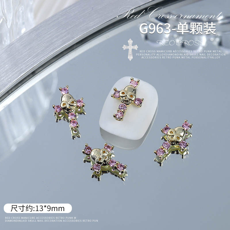 Red Cruz Roja marco joyería de uñas vintage punk metal personalidad aleación diamante incrustado cráneo decoración de uñas