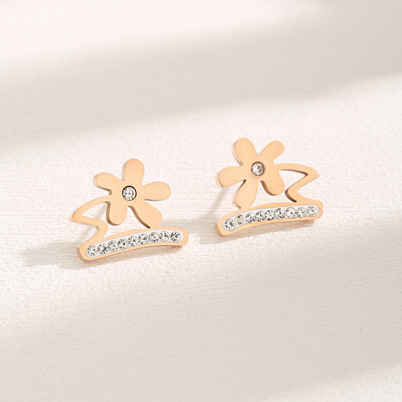 Summer fresh fashionable small design earrings stainless steel