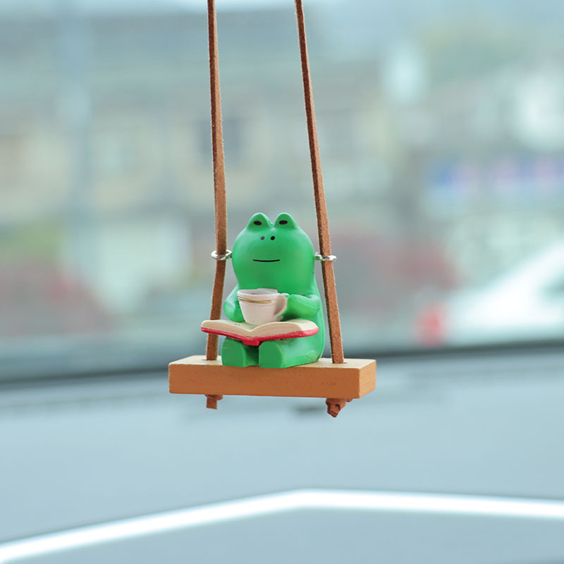 Cartoon frog sitting sofa cross-border car decoration interior pendant pendant car pendant decoration
