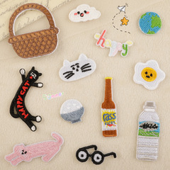 コンピュータ刺繍ラベルパッチバッグ装飾服帽子アクセサリー漫画動物食品バックパッチ刺繍布貼り