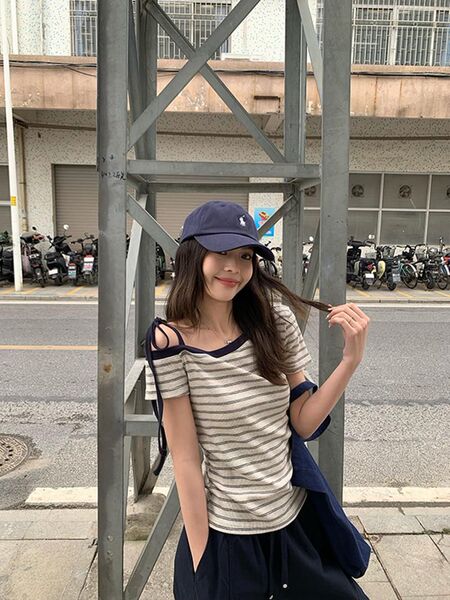 Navy striped slanted shoulder short-sleeved T-shirt for women in…