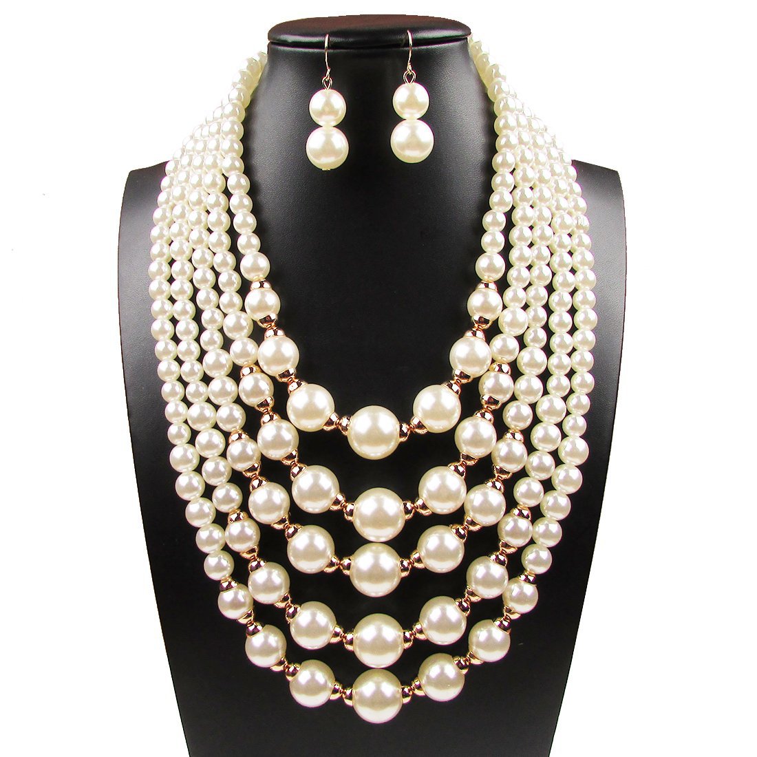 Elegant necklace