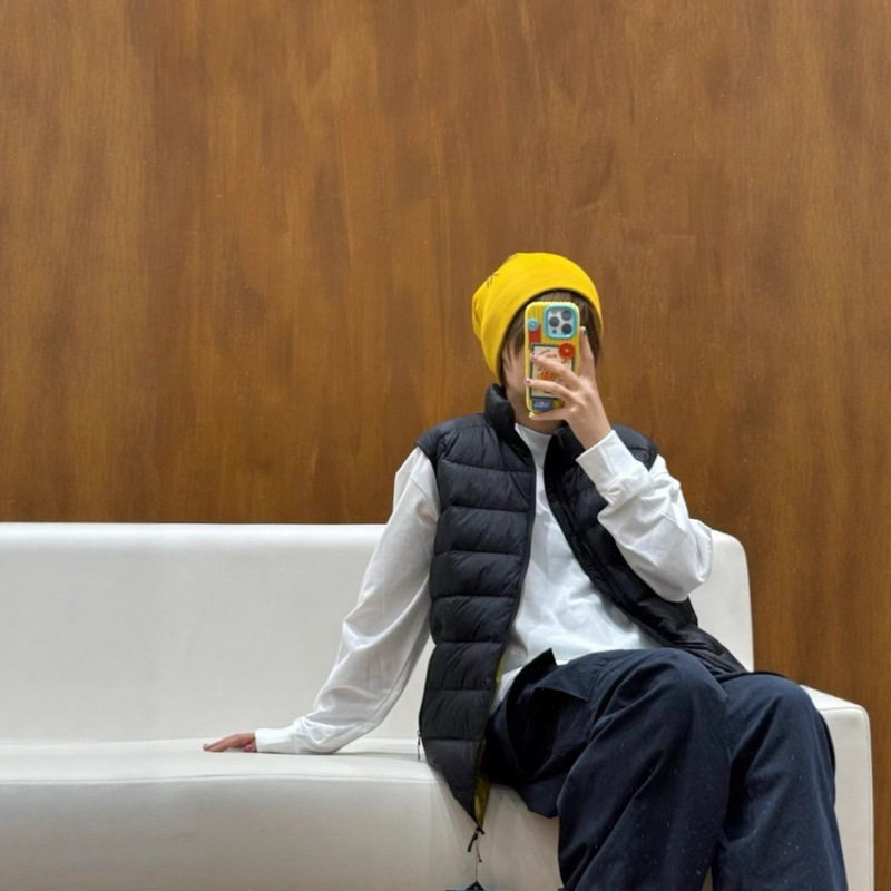 Cerium V*T New down Jacket Vest 90 White Duck down Versatile Stand Collar Waistcoat Warm Vest for Men and Women