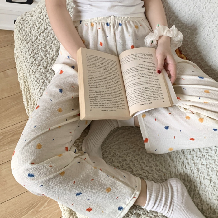 2024 pijamas de verano nuevos hilos de espuma de espuma delgados pantalones anti-mosquitos pantalones de dibujos animados dulces pantalones caseros al por mayor