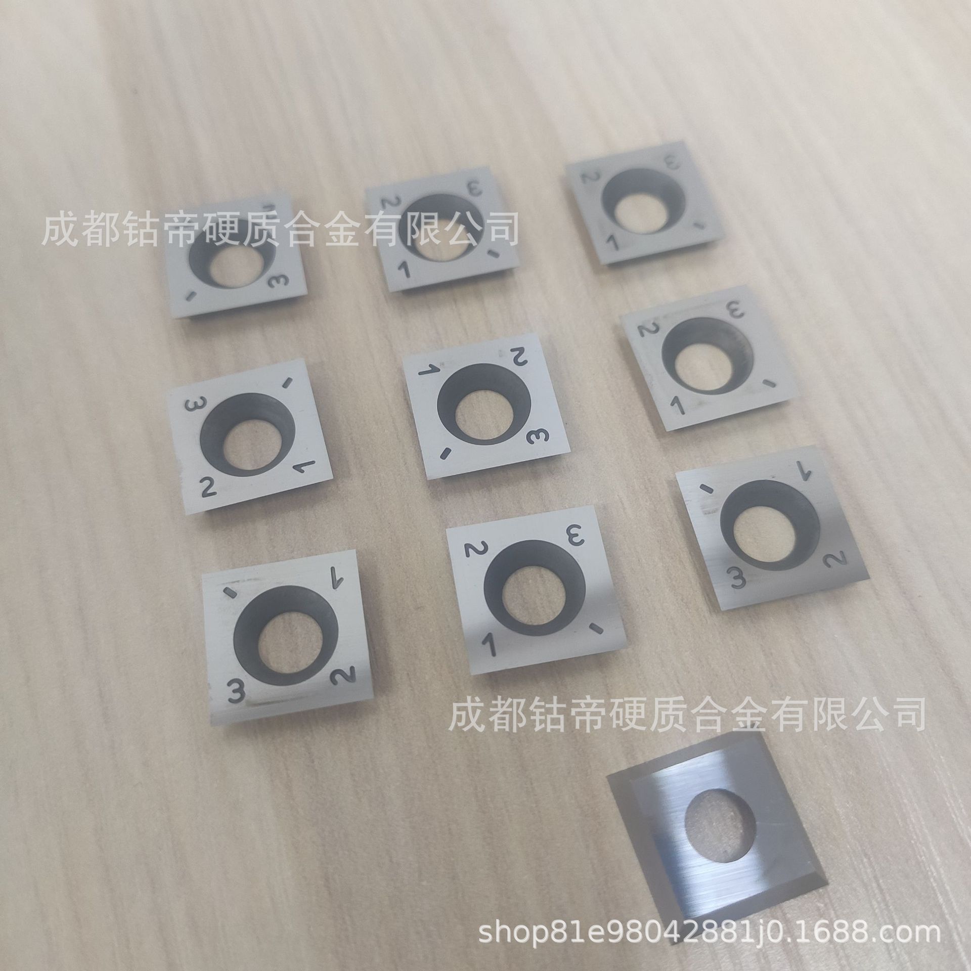 刨刀片钨钢螺旋刨刀15×15×2.5-30°/37°木工刨刀舍弃式刨刀