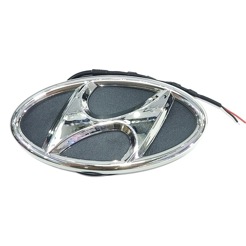 Aplicable a moderno luminoso estándar HYUNDAI IX25 luz trasera LED luz fría luz luminosa 4D coche logo luz transfronteriza
