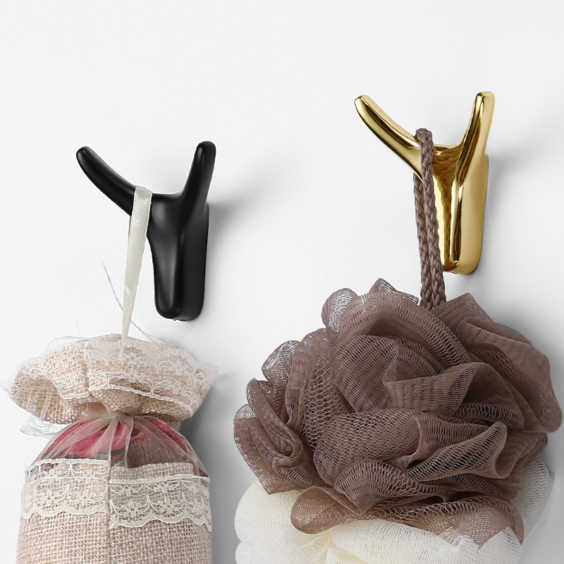 創意牛角衣櫃掛鈎北歐壁掛牆壁衣帽鈎衣服鞋櫃玄關掛衣鈎單個打孔