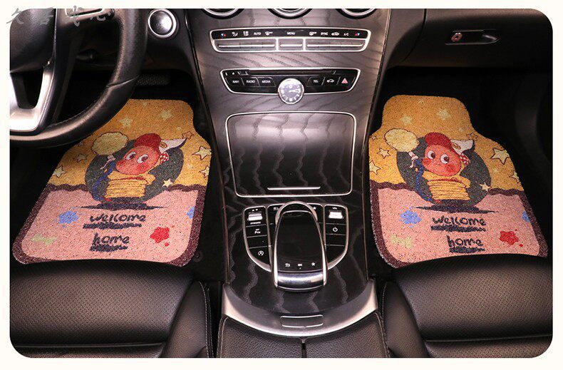 Car floor mat for the driver's and rear seats, cute one-piece anti-dirt silk loop carpet-style mat for car interior