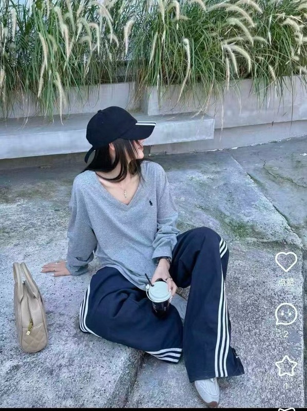 现货RL拉夫小马标刺绣V领长袖T恤女士简约时尚百搭宽松打底衫显瘦|undefined