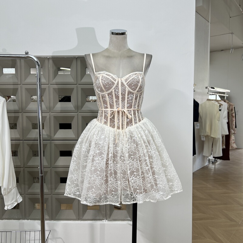 Amazon Sweet and Spicy British Lace Fishbone Waist Shaggy Sling dress Birthday Party Skirt Autumn Summer