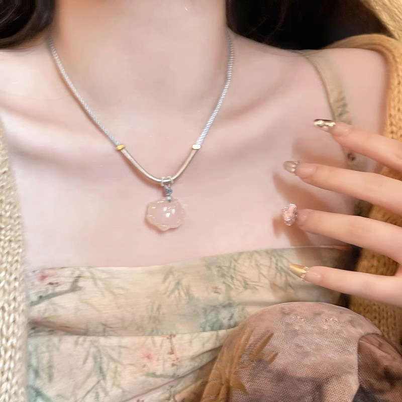 Ethnic pendant jade