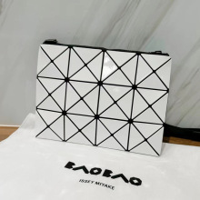 2025宅家新款双子星邮差包时尚单肩斜跨包双拼几何菱格百搭小方包