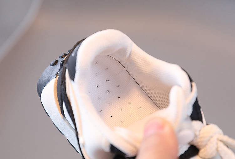 Comfortabele ademende canvas sneakers voor peuters en baby's_voghion.com
