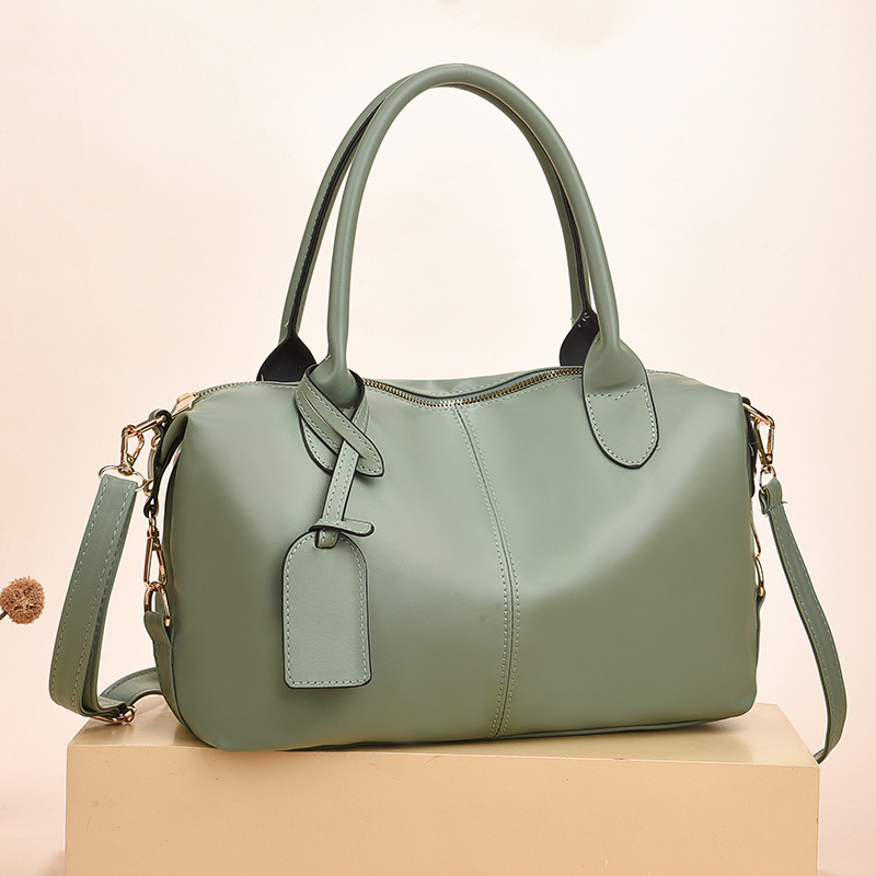 Bolso de hombro de fábrica de bolso de mujer bolso de mujer otoño versátil nuevo 2025 bolso de madre bolso de moda atmósfera